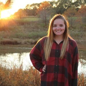 about me!! like and share💕